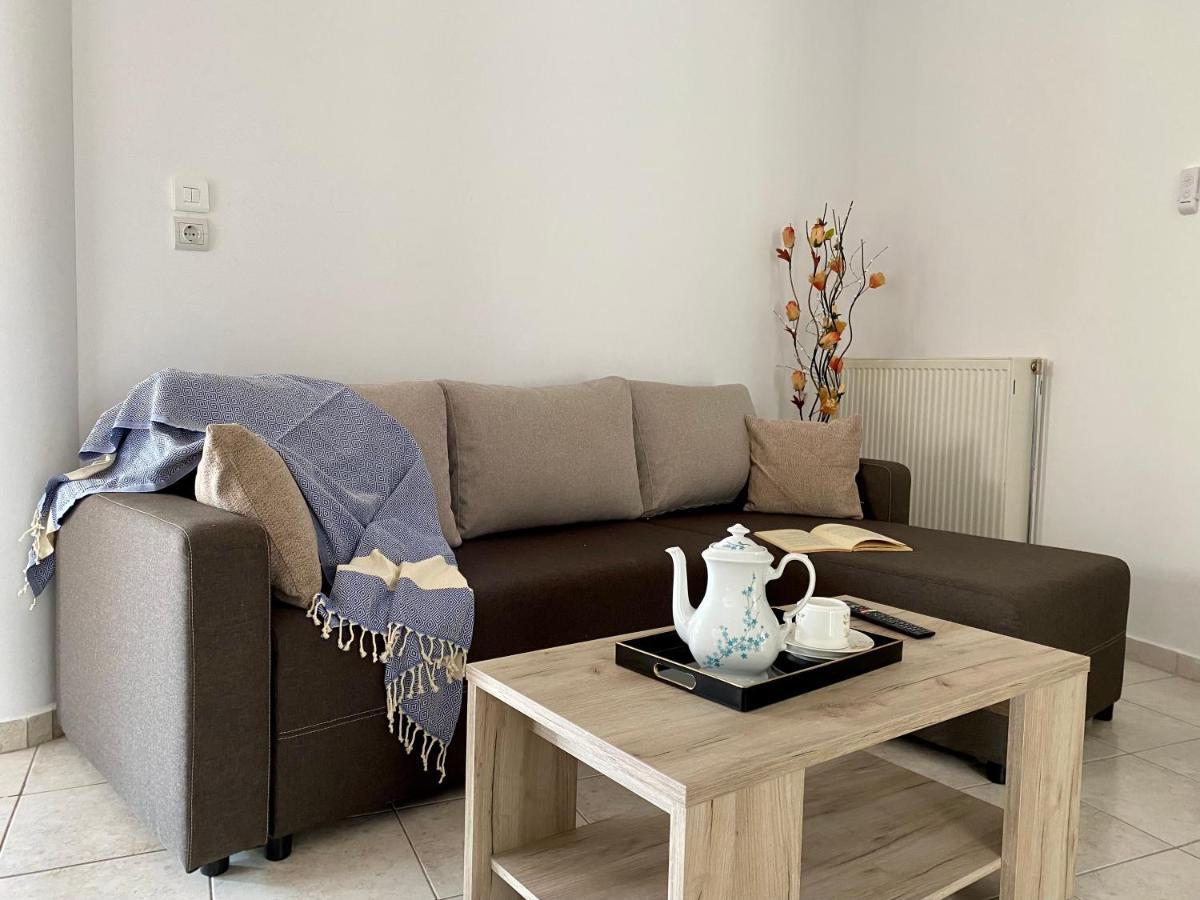 Family Friendly Apartment, In Nature, With Yard "5" Ziparion Bagian luar foto
